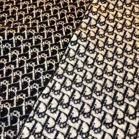 Christian Dior 'Cashmere' Scarf Trotter Logo Gray/Blue - Exc Condition - Picture 2 of 2